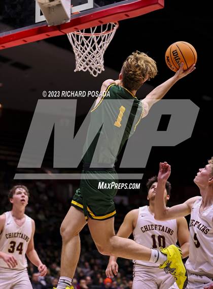 Thumbnail 1 in Kingsburg vs. Sierra (CIF CS DIII Championship) photogallery.