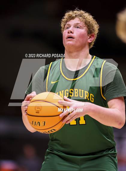Thumbnail 2 in Kingsburg vs. Sierra (CIF CS DIII Championship) photogallery.