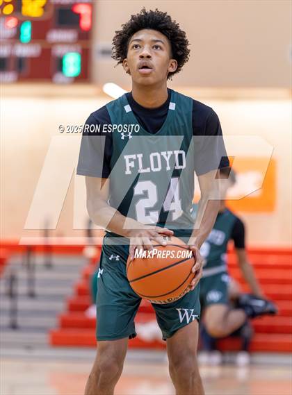 Thumbnail 1 in Baldwin vs William Floyd (Gary Charles Hoops Classic) photogallery.