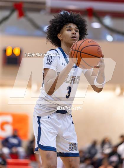 Thumbnail 1 in Baldwin vs William Floyd (Gary Charles Hoops Classic) photogallery.