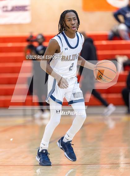 Thumbnail 3 in Baldwin vs William Floyd (Gary Charles Hoops Classic) photogallery.
