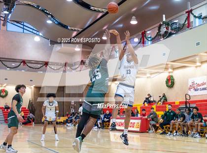 Thumbnail 2 in Baldwin vs William Floyd (Gary Charles Hoops Classic) photogallery.