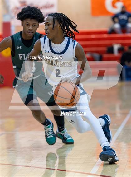 Thumbnail 3 in Baldwin vs William Floyd (Gary Charles Hoops Classic) photogallery.