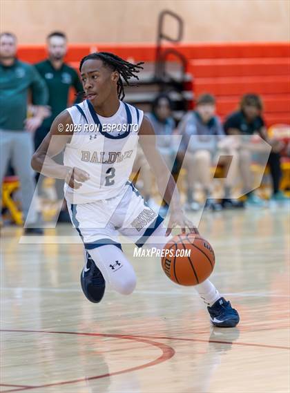 Thumbnail 2 in Baldwin vs William Floyd (Gary Charles Hoops Classic) photogallery.