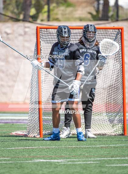 Thumbnail 2 in Carlsbad vs Sierra Canyon photogallery.
