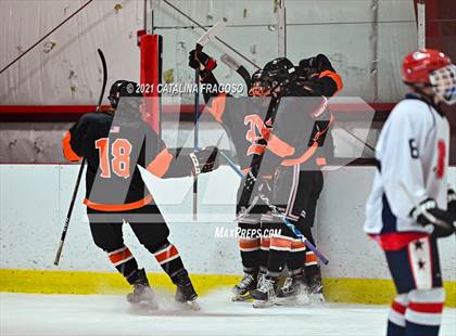 Thumbnail 3 in Middletown North @ Manalapan photogallery.