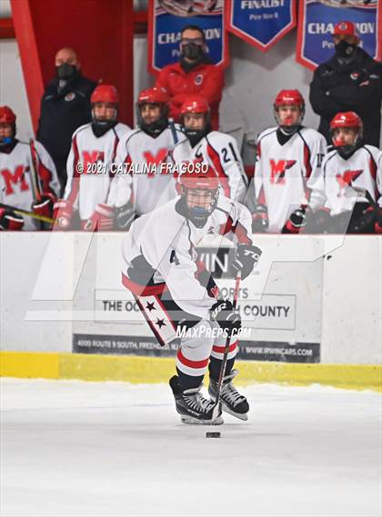 Thumbnail 3 in Middletown North @ Manalapan photogallery.