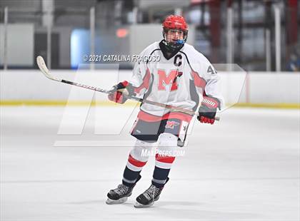 Thumbnail 3 in Middletown North @ Manalapan photogallery.