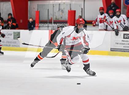 Thumbnail 3 in Middletown North @ Manalapan photogallery.