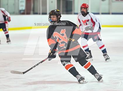 Thumbnail 3 in Middletown North @ Manalapan photogallery.