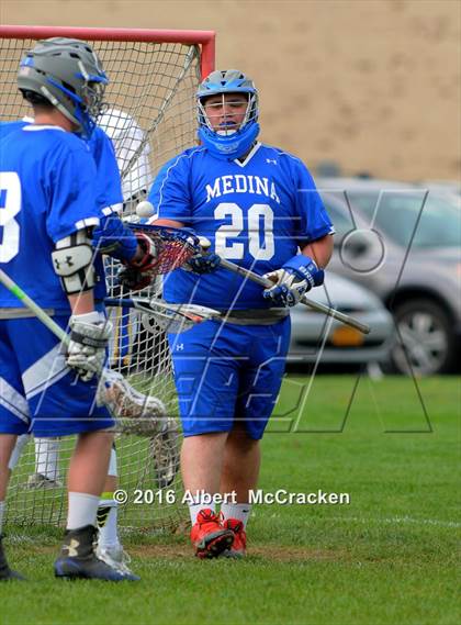Thumbnail 1 in Medina @ Lockport photogallery.