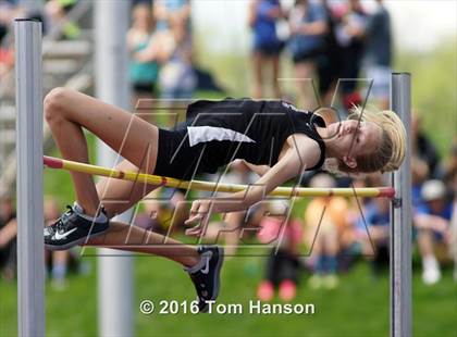 Thumbnail 3 in CHSAA Track and Field Championships photogallery.