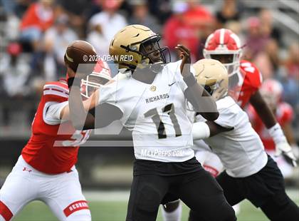 Thumbnail 2 in Richards @ Marist photogallery.
