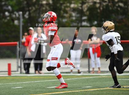Thumbnail 1 in Richards @ Marist photogallery.