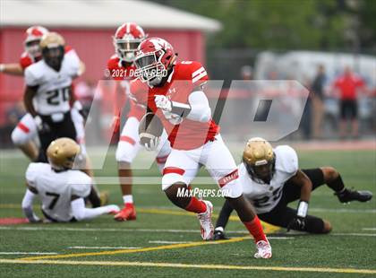 Thumbnail 3 in Richards @ Marist photogallery.