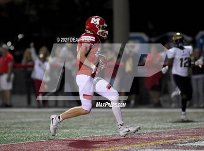 Thumbnail 3 in Richards @ Marist photogallery.