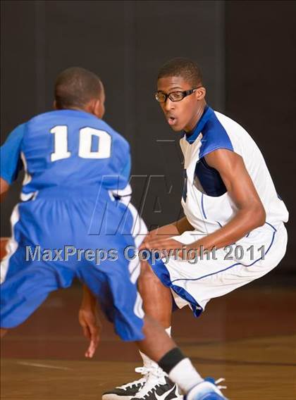 Thumbnail 1 in Dickinson vs Westside  (McDonald's Texas Invitational) photogallery.
