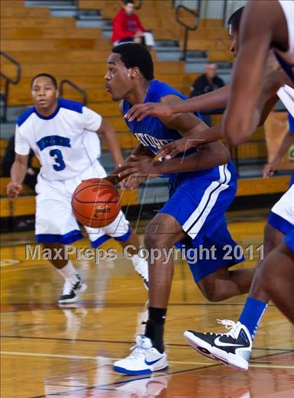 Thumbnail 3 in Dickinson vs Westside  (McDonald's Texas Invitational) photogallery.