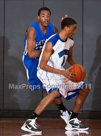 Thumbnail 3 in Dickinson vs Westside  (McDonald's Texas Invitational) photogallery.