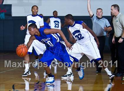 Thumbnail 3 in Dickinson vs Westside  (McDonald's Texas Invitational) photogallery.