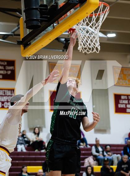 Thumbnail 2 in Pine Creek @ Sierra photogallery.