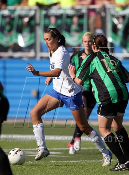 Thumbnail 2 in Plano West vs. Southlake Carroll (UIL 5A Final) photogallery.