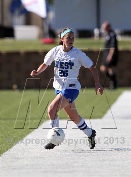 Thumbnail 1 in Plano West vs. Southlake Carroll (UIL 5A Final) photogallery.