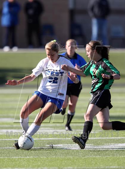 Thumbnail 1 in Plano West vs. Southlake Carroll (UIL 5A Final) photogallery.