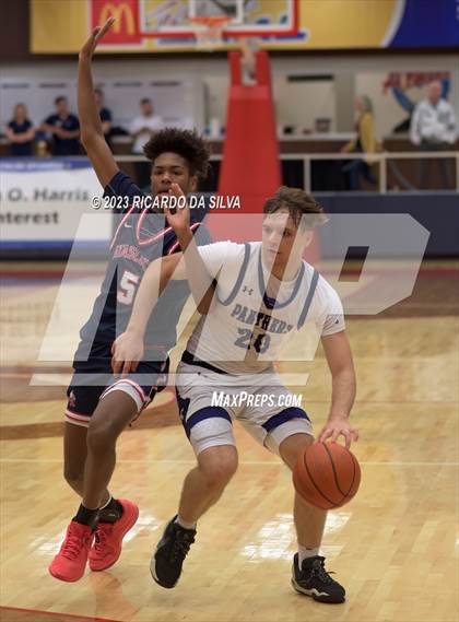 Thumbnail 3 in Atascocita vs Ridge Point (McDonald's Texas Invitational) photogallery.