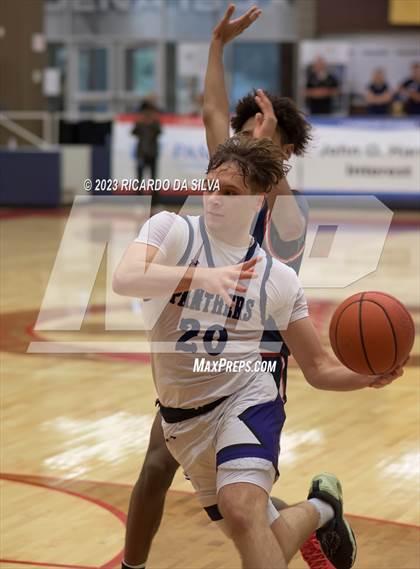 Thumbnail 1 in Atascocita vs Ridge Point (McDonald's Texas Invitational) photogallery.