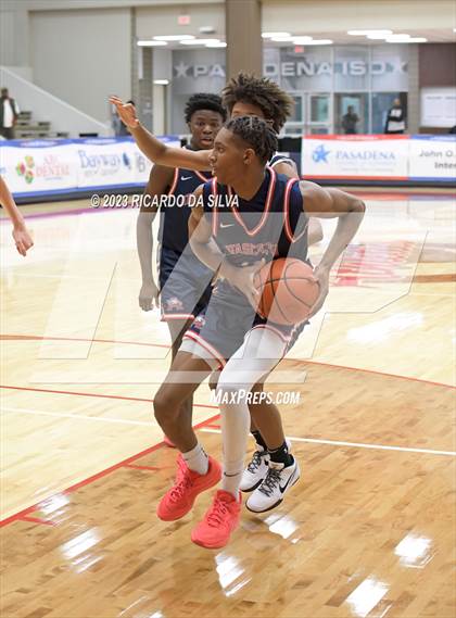 Thumbnail 2 in Atascocita vs Ridge Point (McDonald's Texas Invitational) photogallery.