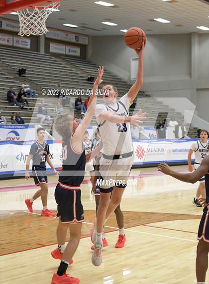 Thumbnail 1 in Atascocita vs Ridge Point (McDonald's Texas Invitational) photogallery.