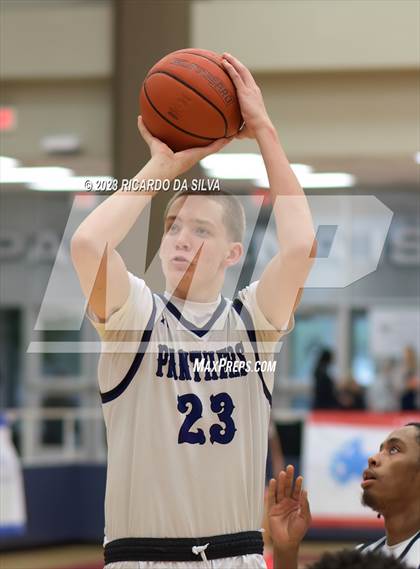 Thumbnail 3 in Atascocita vs Ridge Point (McDonald's Texas Invitational) photogallery.
