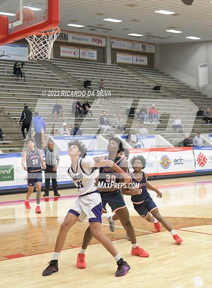 Thumbnail 2 in Atascocita vs Ridge Point (McDonald's Texas Invitational) photogallery.