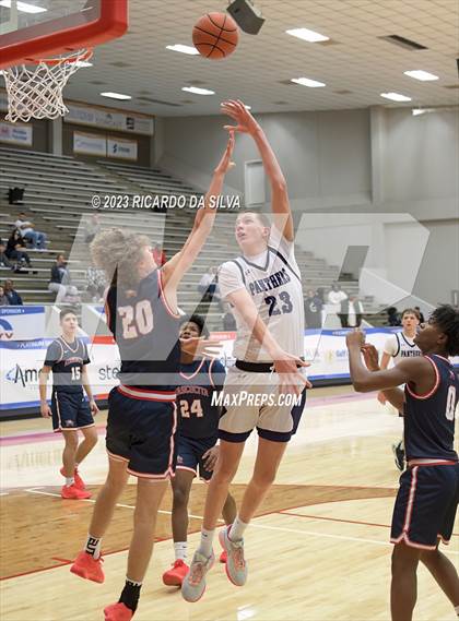 Thumbnail 2 in Atascocita vs Ridge Point (McDonald's Texas Invitational) photogallery.