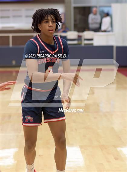Thumbnail 2 in Atascocita vs Ridge Point (McDonald's Texas Invitational) photogallery.