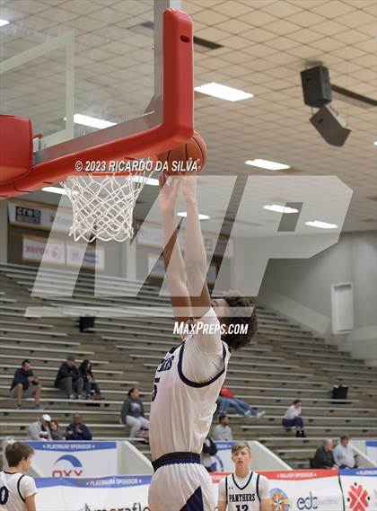 Thumbnail 2 in Atascocita vs Ridge Point (McDonald's Texas Invitational) photogallery.