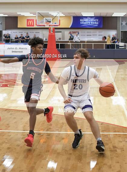 Thumbnail 2 in Atascocita vs Ridge Point (McDonald's Texas Invitational) photogallery.
