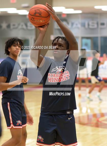 Thumbnail 2 in Atascocita vs Ridge Point (McDonald's Texas Invitational) photogallery.