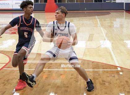 Thumbnail 3 in Atascocita vs Ridge Point (McDonald's Texas Invitational) photogallery.