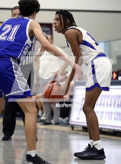 Thumbnail 1 in Louise vs Brazo Christian (Fayetteville Classic Tournament) photogallery.