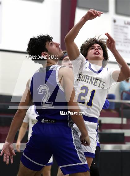 Thumbnail 2 in Louise vs Brazo Christian (Fayetteville Classic Tournament) photogallery.