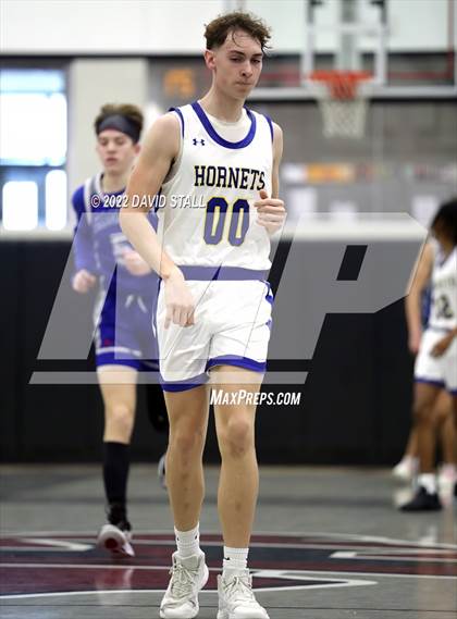 Thumbnail 2 in Louise vs Brazo Christian (Fayetteville Classic Tournament) photogallery.