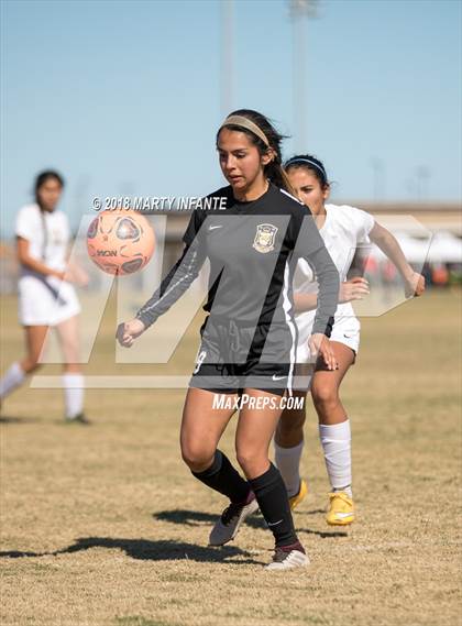 Thumbnail 1 in Los Fresnos vs Hanna (BISD Tournament) photogallery.