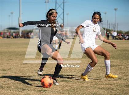 Thumbnail 1 in Los Fresnos vs Hanna (BISD Tournament) photogallery.