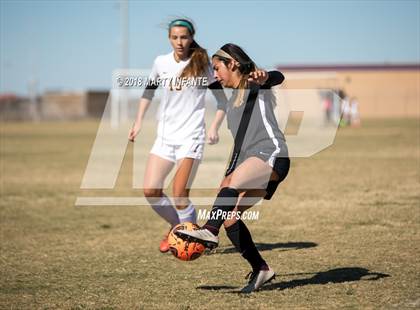 Thumbnail 3 in Los Fresnos vs Hanna (BISD Tournament) photogallery.