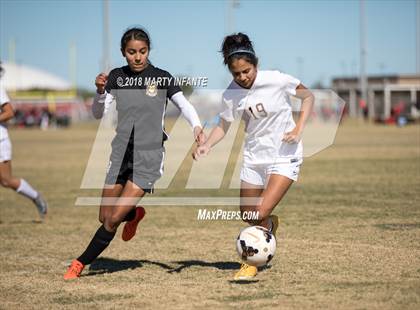 Thumbnail 3 in Los Fresnos vs Hanna (BISD Tournament) photogallery.