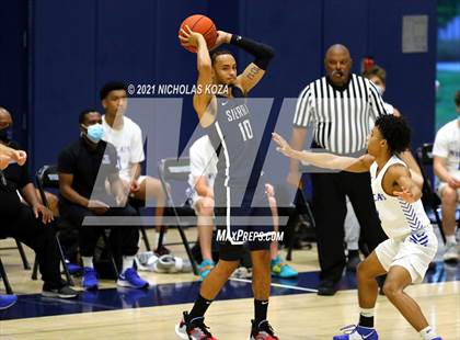 Thumbnail 3 in Sierra Canyon vs. Windward photogallery.