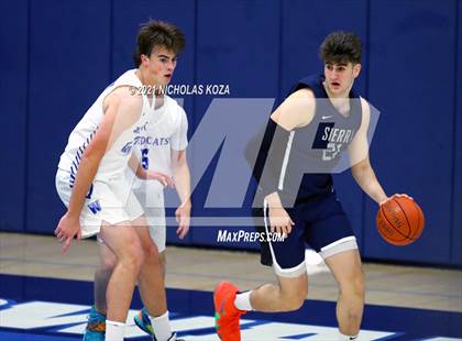 Thumbnail 3 in Sierra Canyon vs. Windward photogallery.
