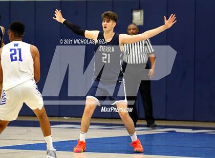 Thumbnail 3 in Sierra Canyon vs. Windward photogallery.